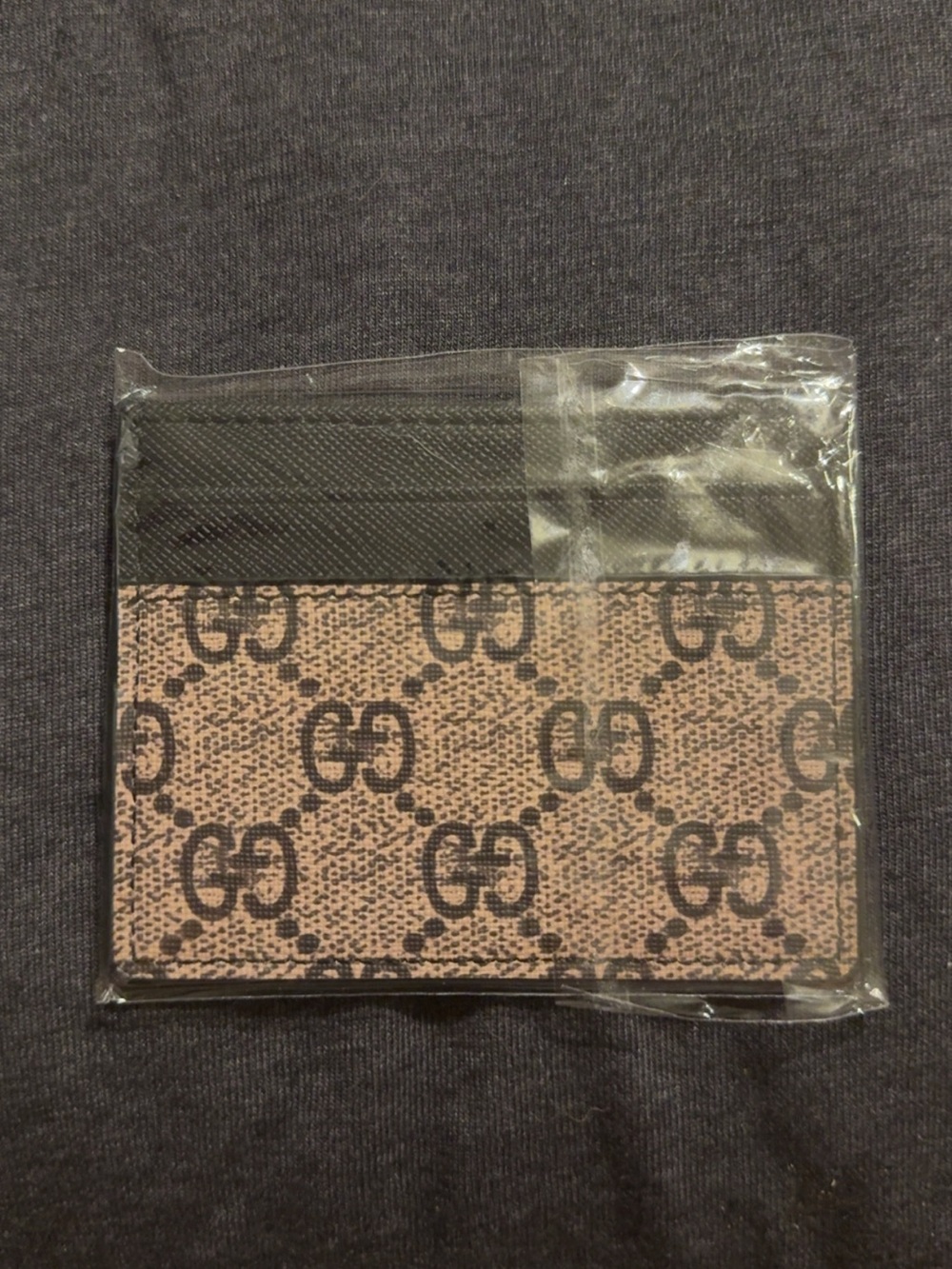Letter G Supreme Snake-Print Cardholder - Red, White, Black, Brown - Picture 4 of 5